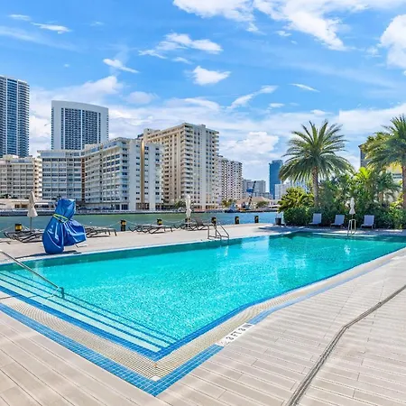 Beachwalk Resort - Vip Tower - Oceanview Unit 3 Bedroom & 3 Bathroom Hallandale Beach Exterior photo