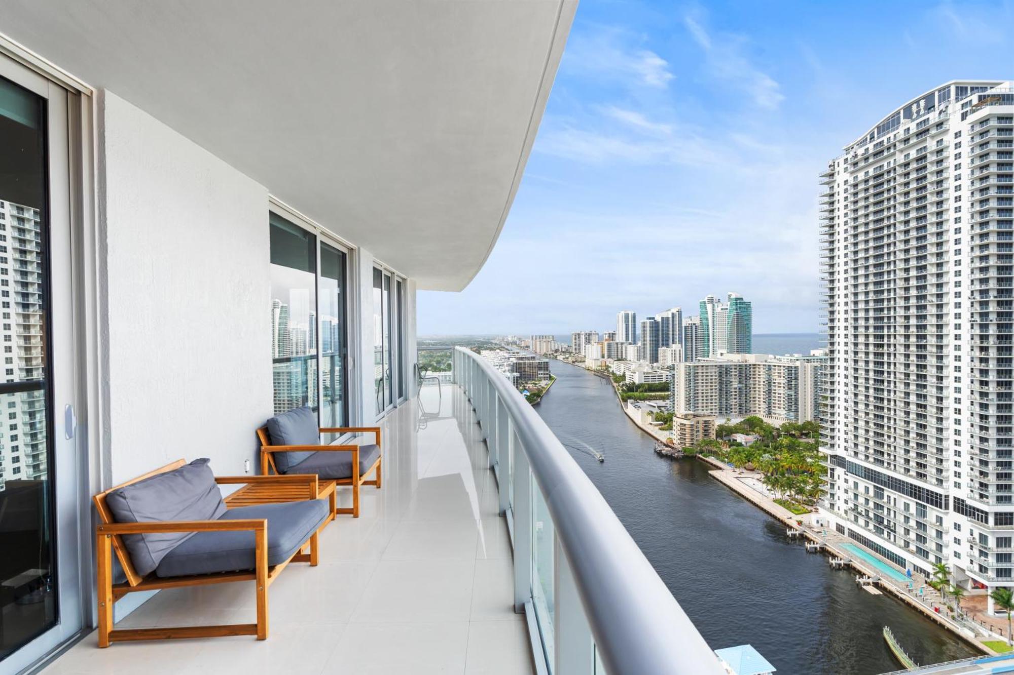 Beachwalk - Vip Tower - Oceanview Unit 3 Bedroom & 3 Bathroom Appartement Hallandale Beach